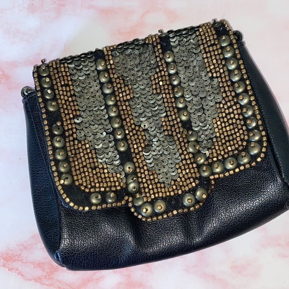 3/$20 Urban Outfitters Clutch - Picture 1 of 2